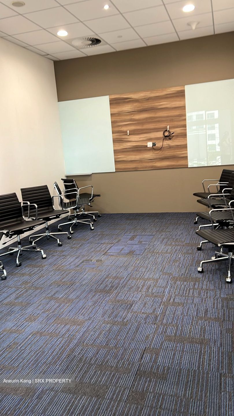 Capitagreen (D1), Office #506742711
